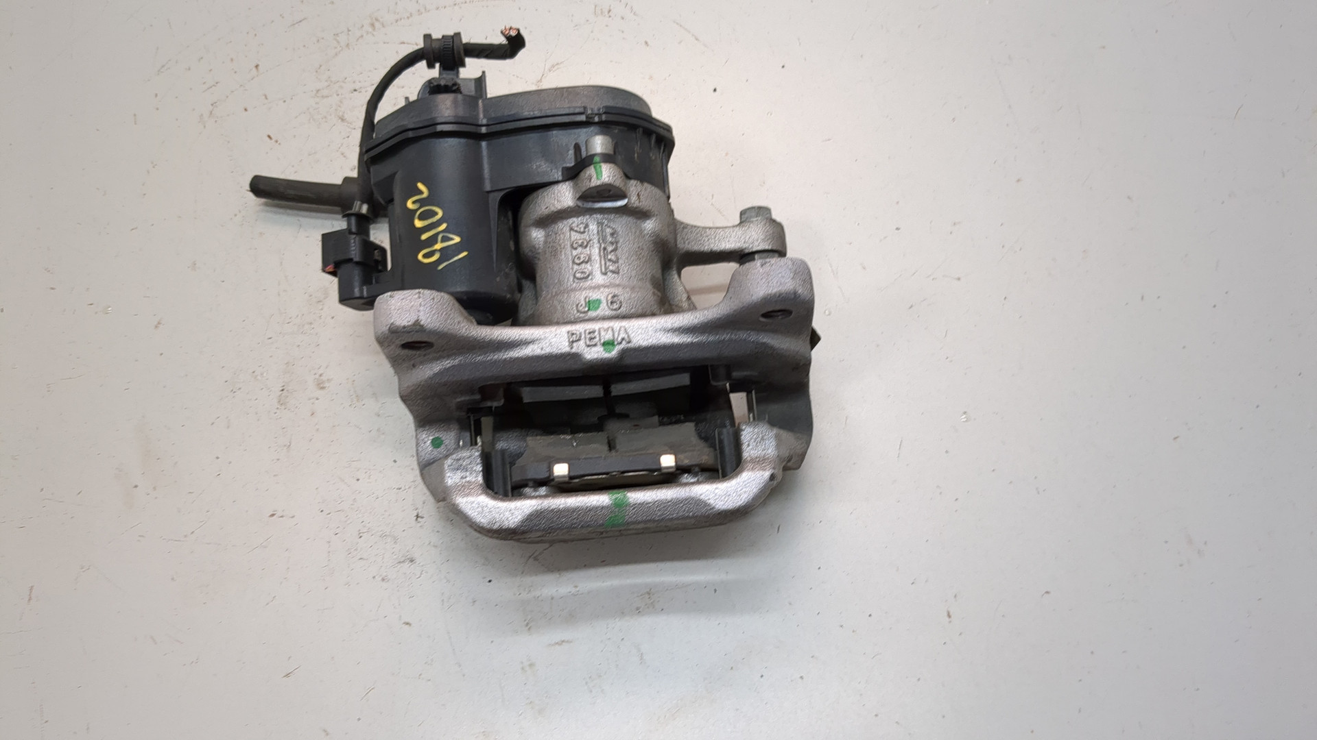 Суппорт задний левый