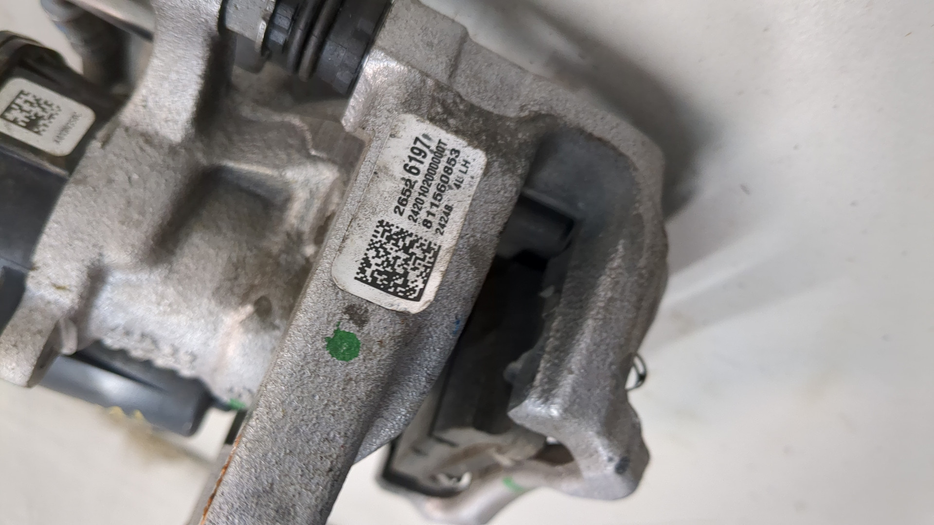 Суппорт задний левый