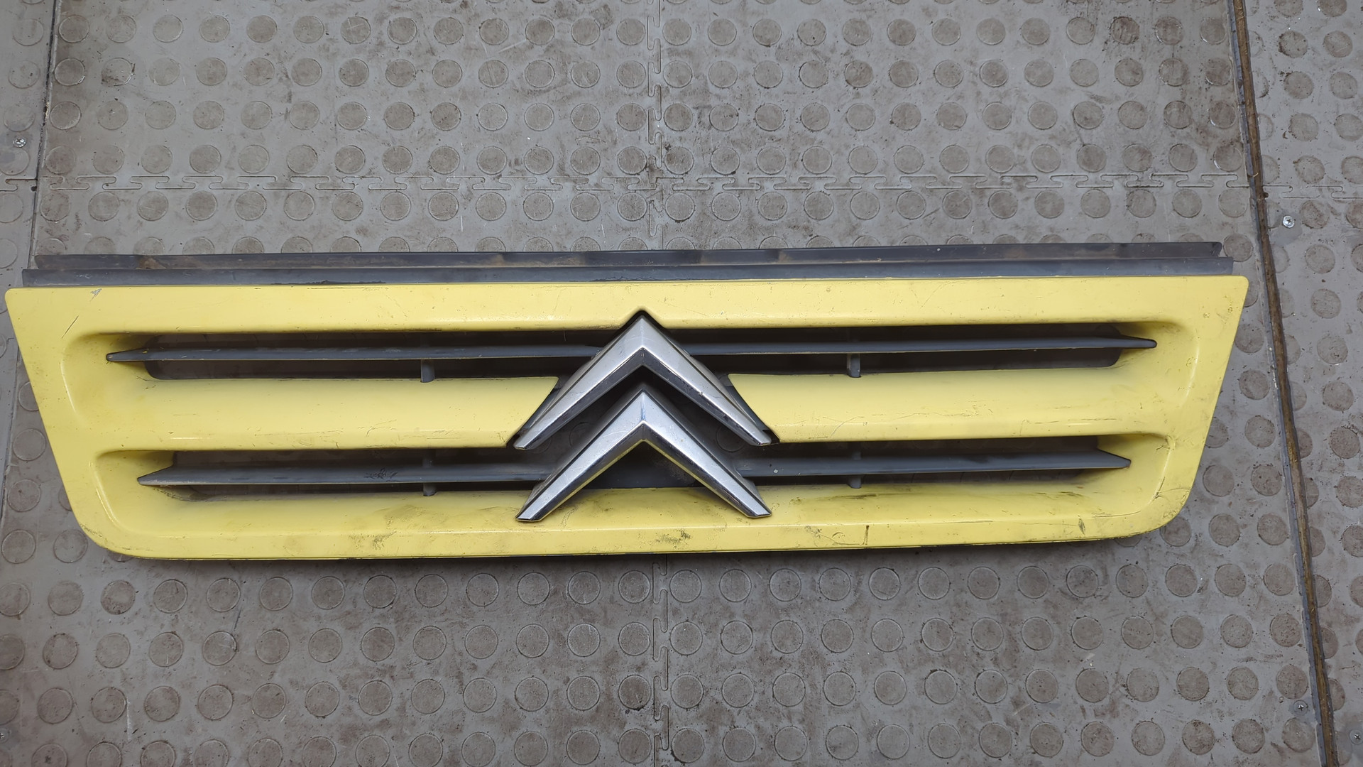 Решетка радиатора