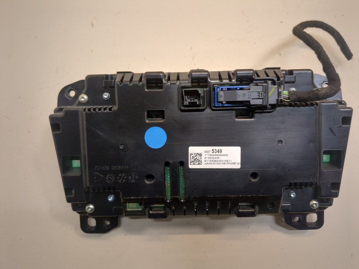 Панель приборов