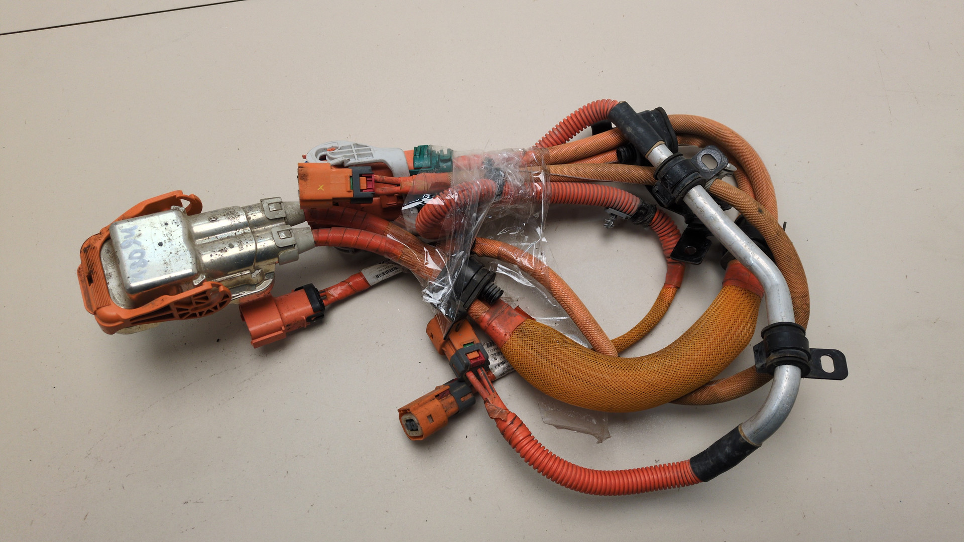 Провод высокого напряжения