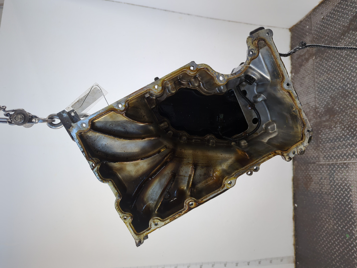 Поддон масляный двигателя (картер)