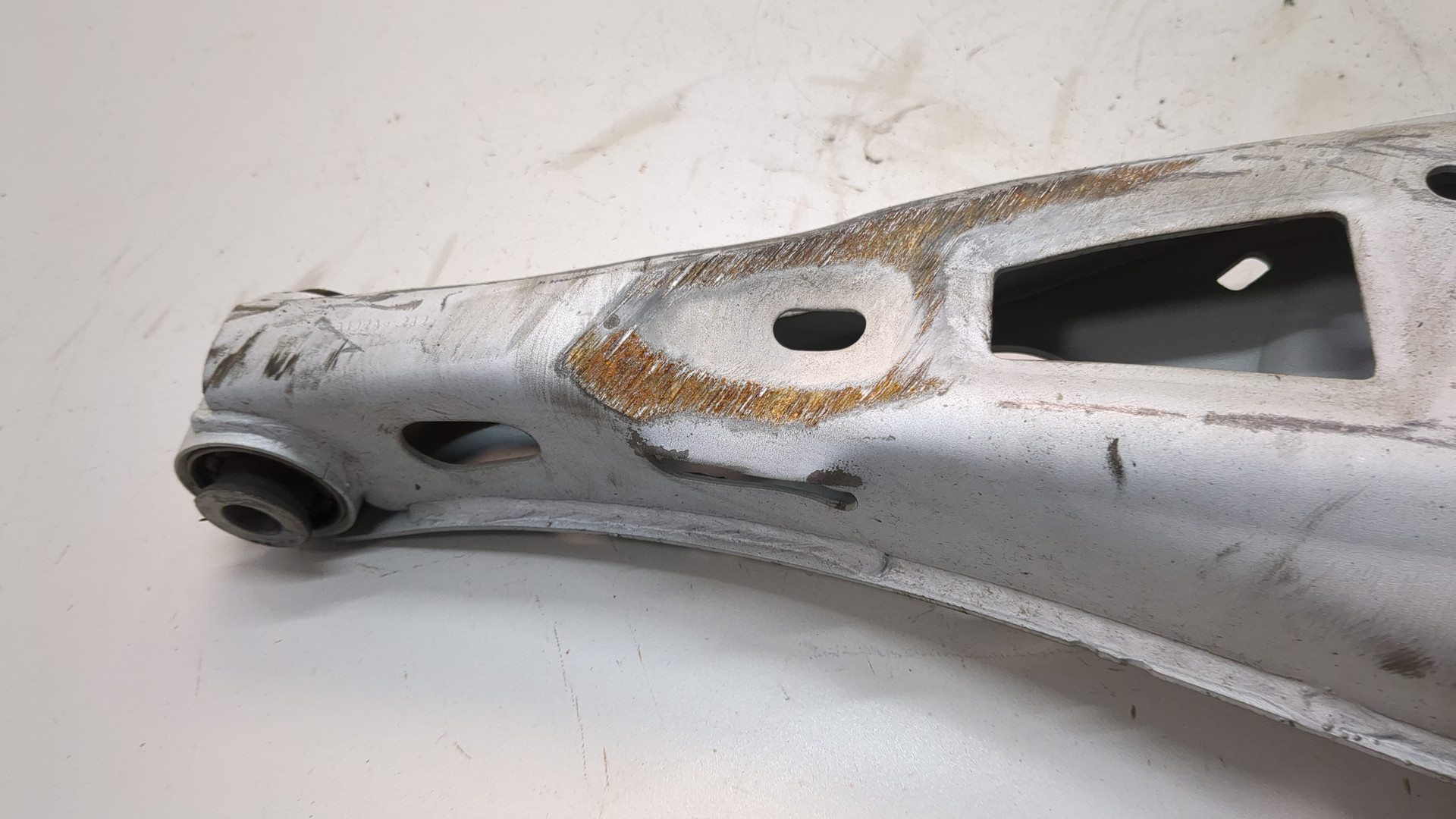 Рычаг задний