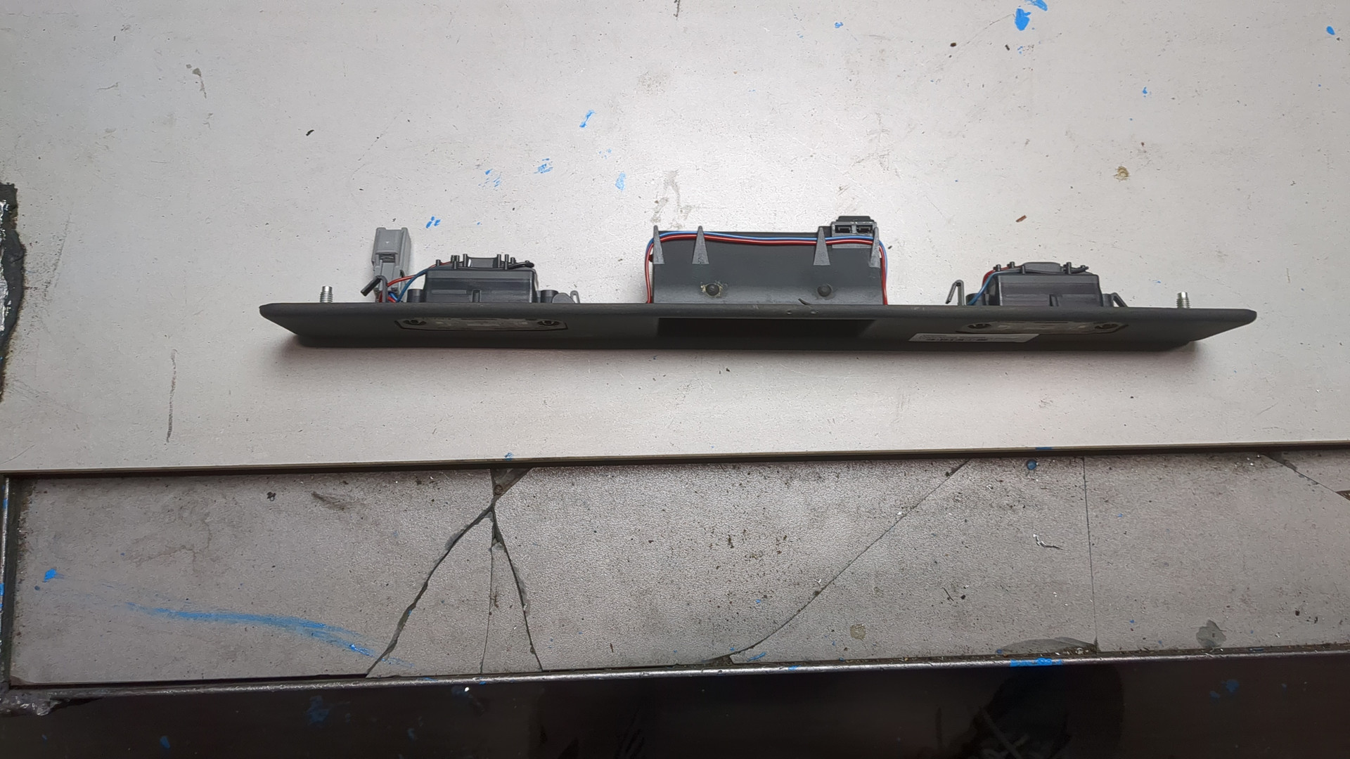 Фонарь подсветки номера