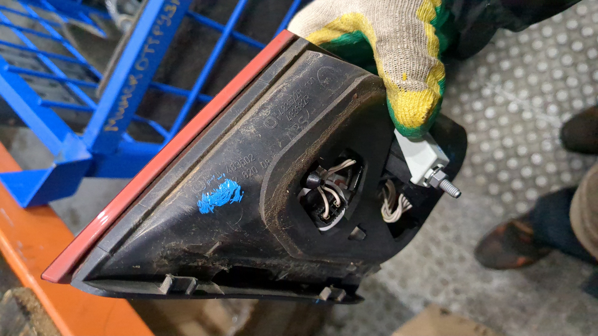 Фонарь задний внутренний правый