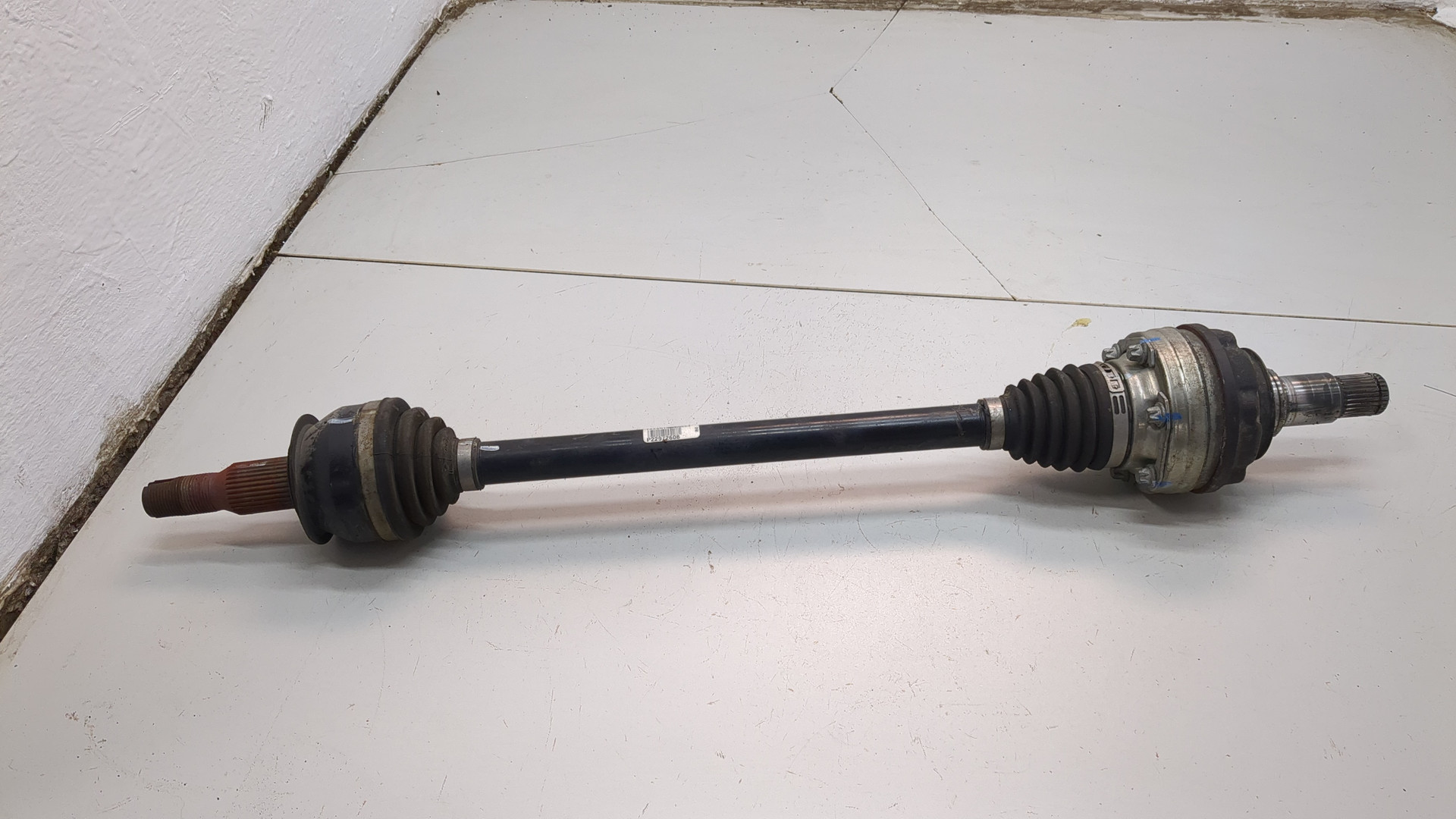 Полуось задняя