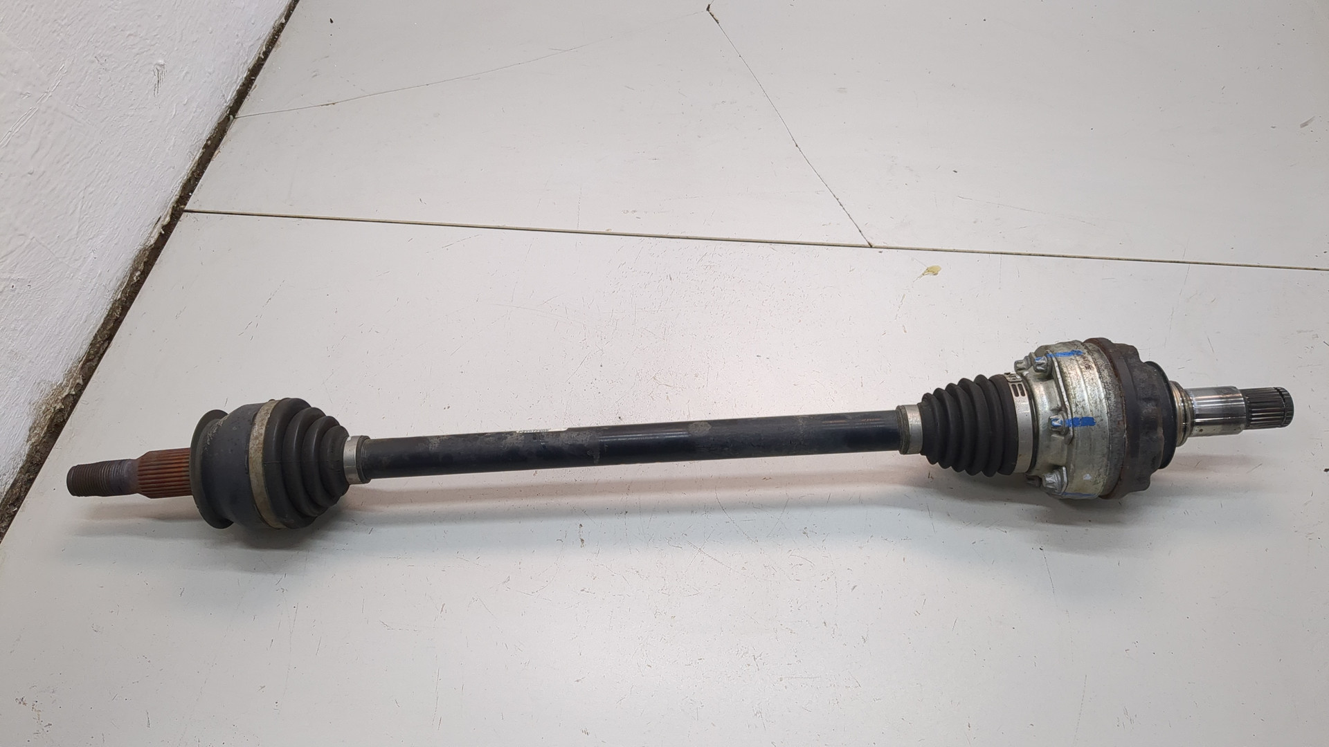 Полуось задняя