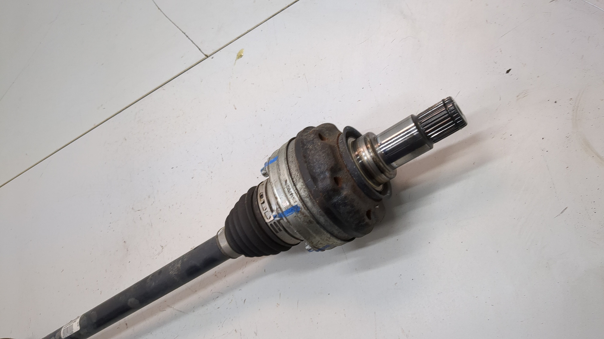 Полуось задняя