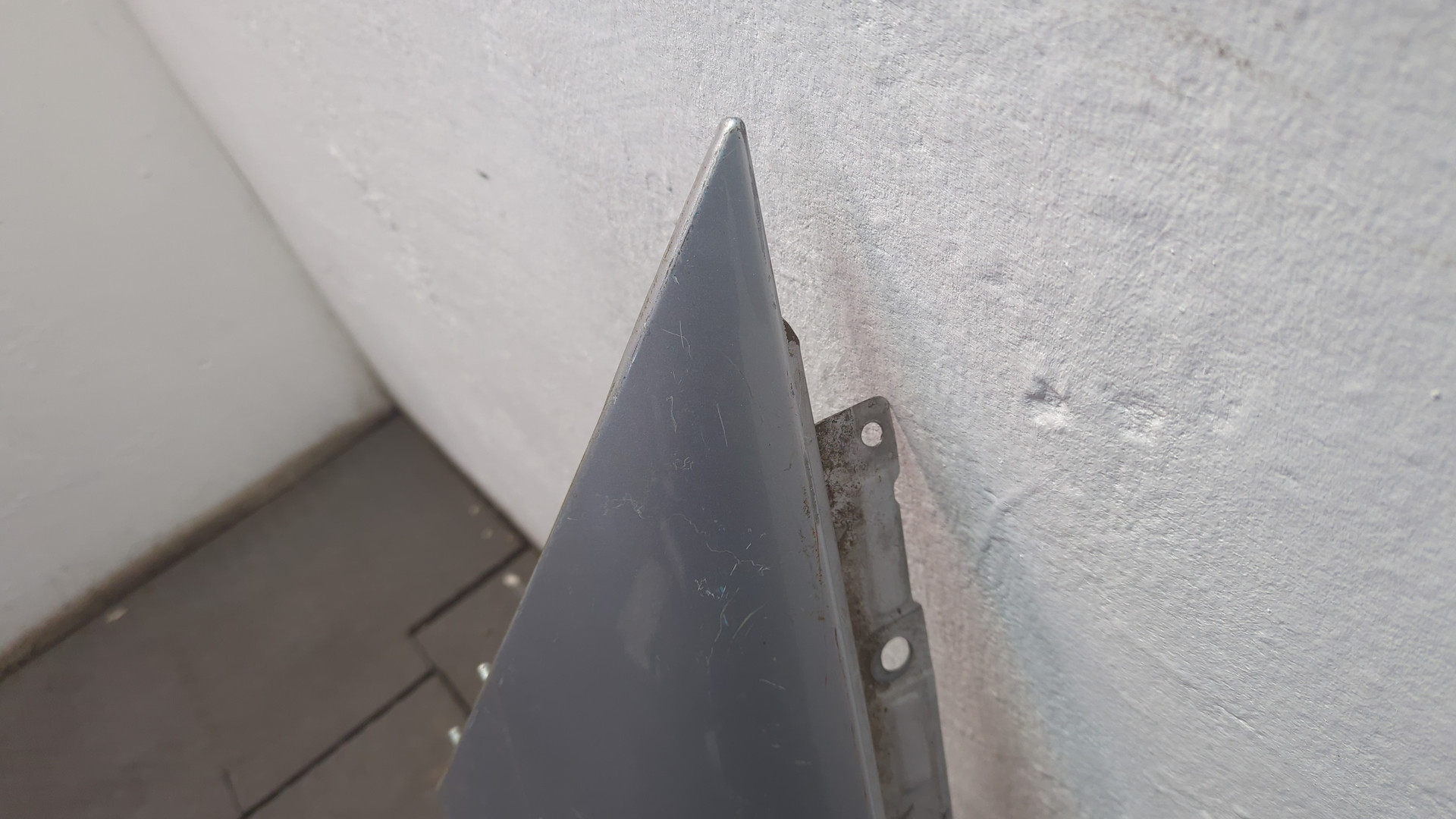 Крыло переднее левое