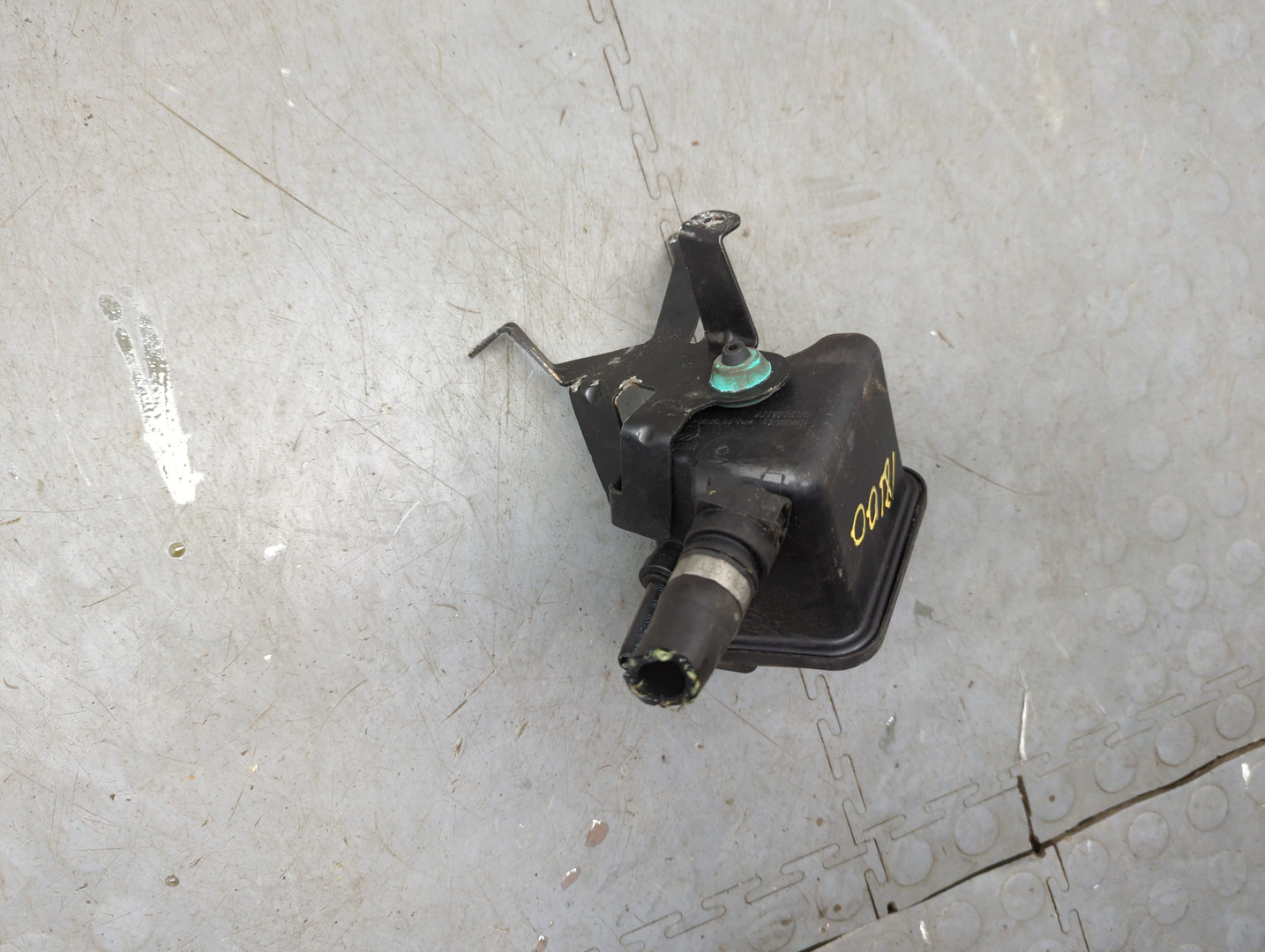 Бачок расширительный