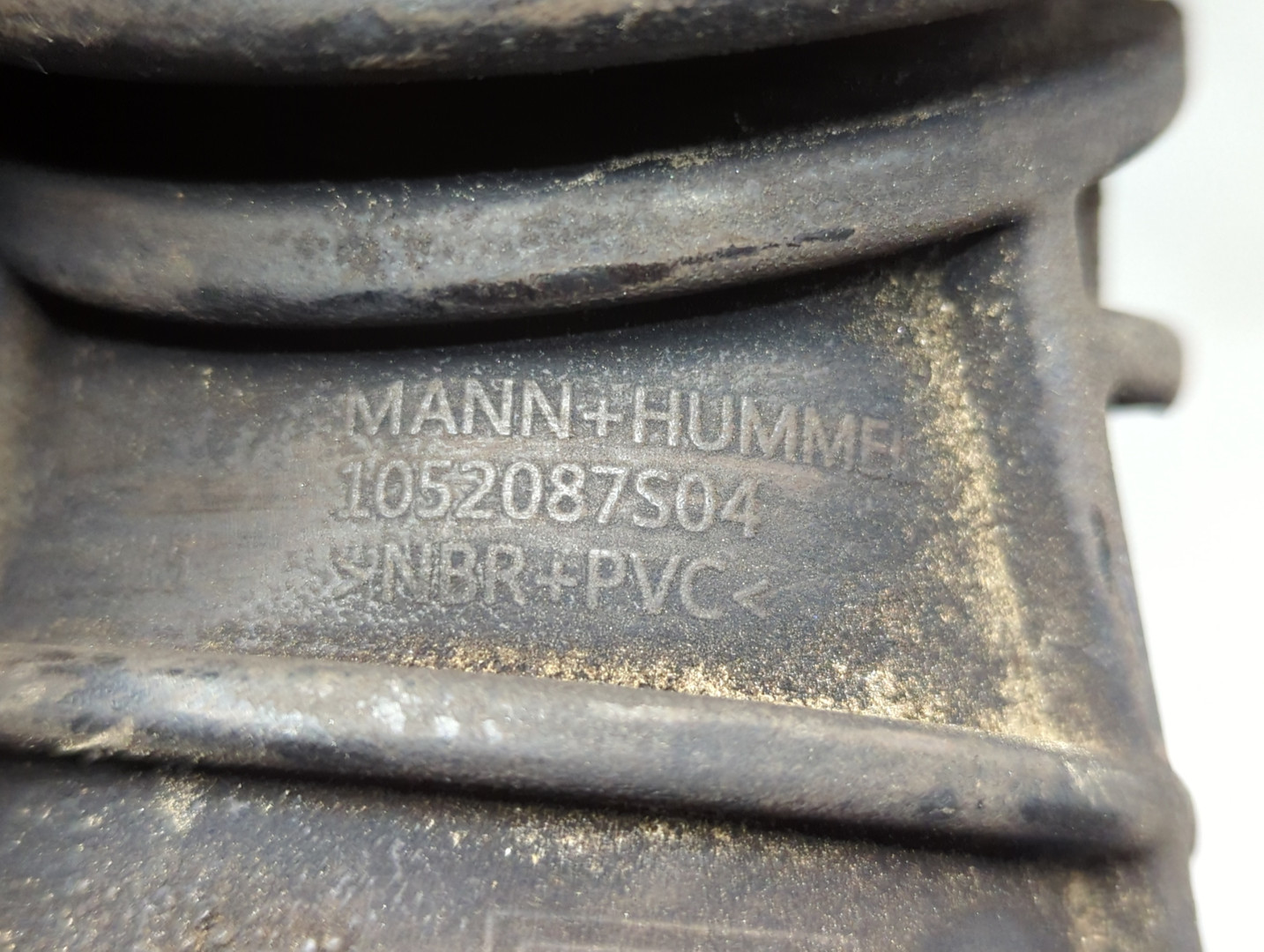 Патрубок воздушного фильтра