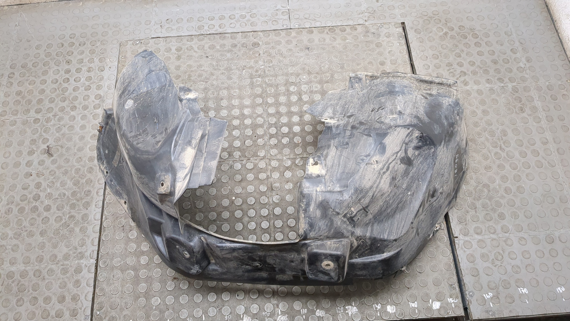 Локер передний левый