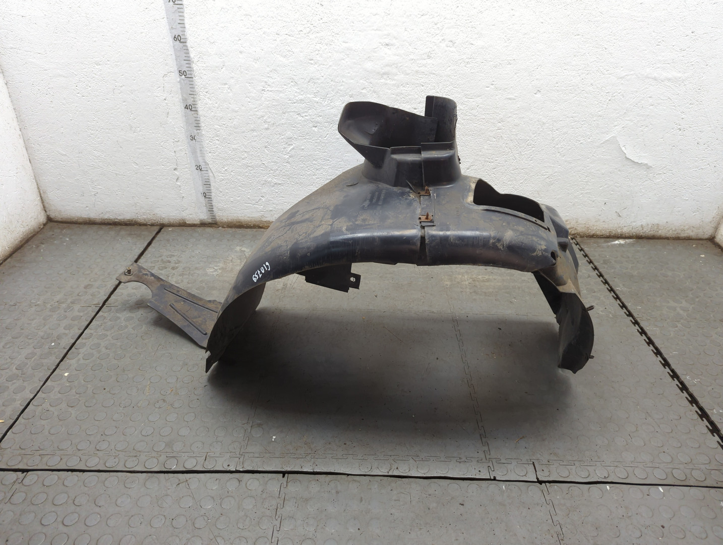 Локер передний правый