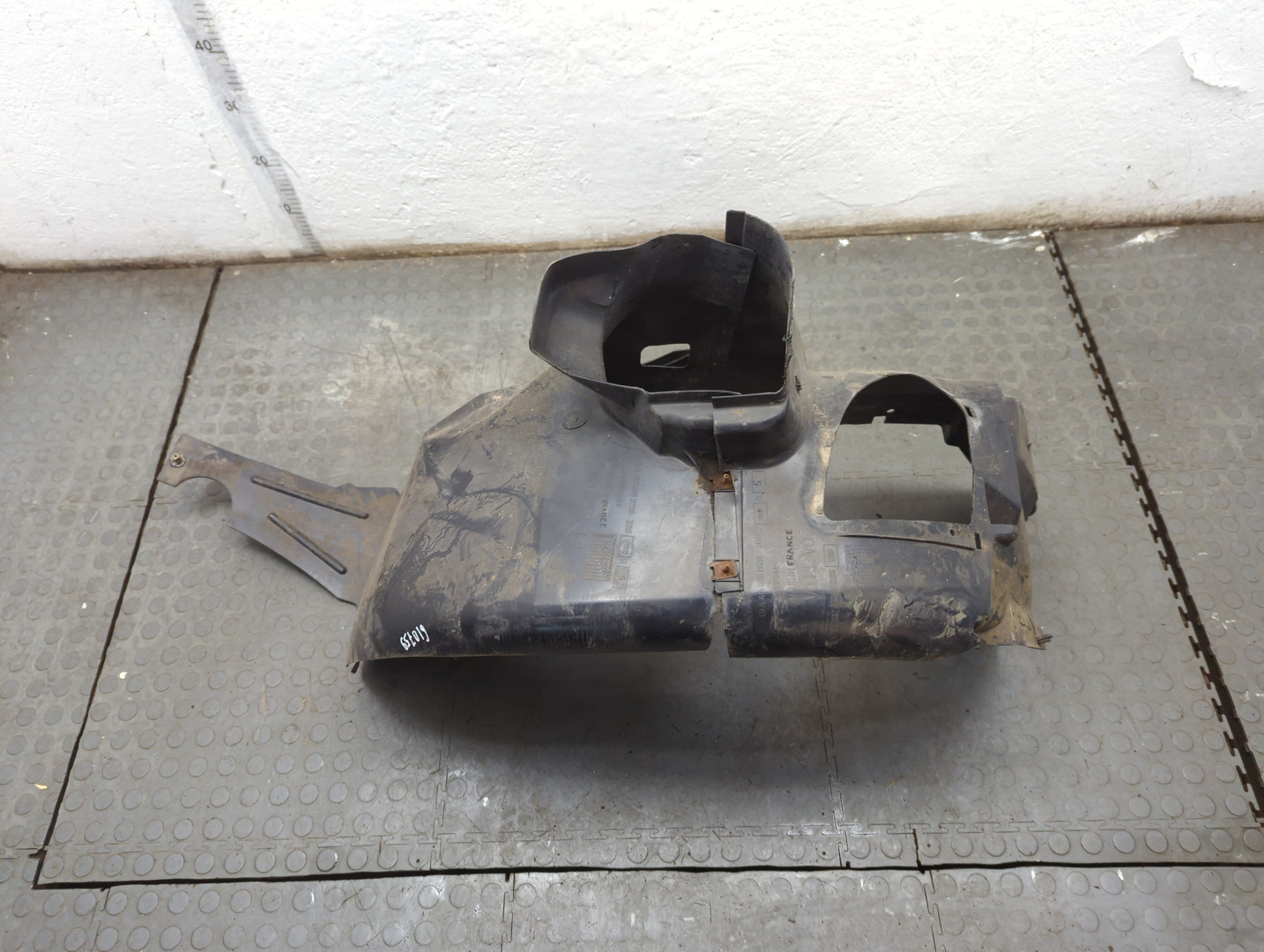 Локер передний правый