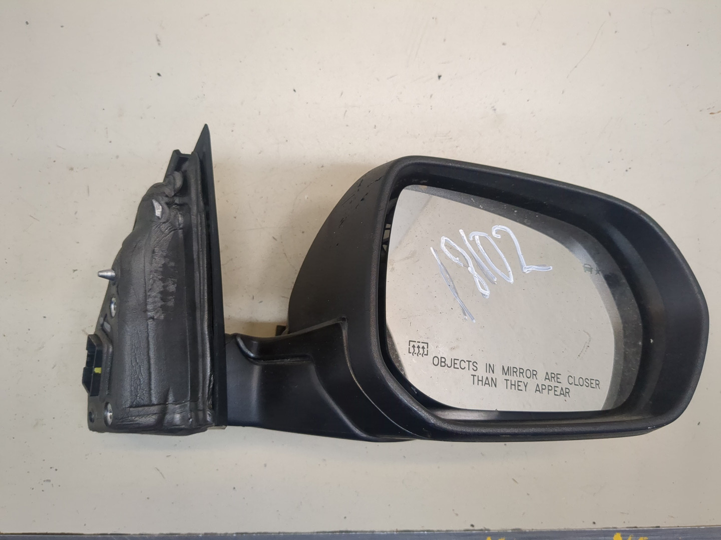 Зеркало правое электрическое