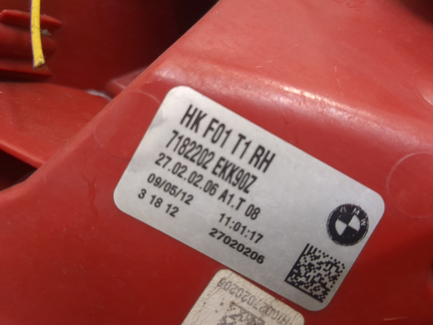 Фонарь задний правый