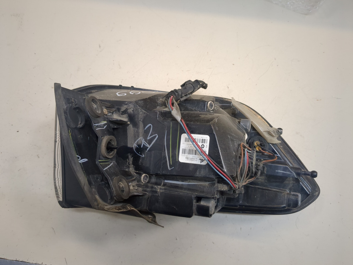 Фонарь задний правый