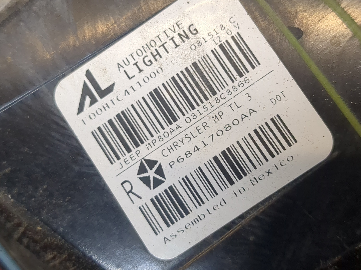 Фонарь задний правый