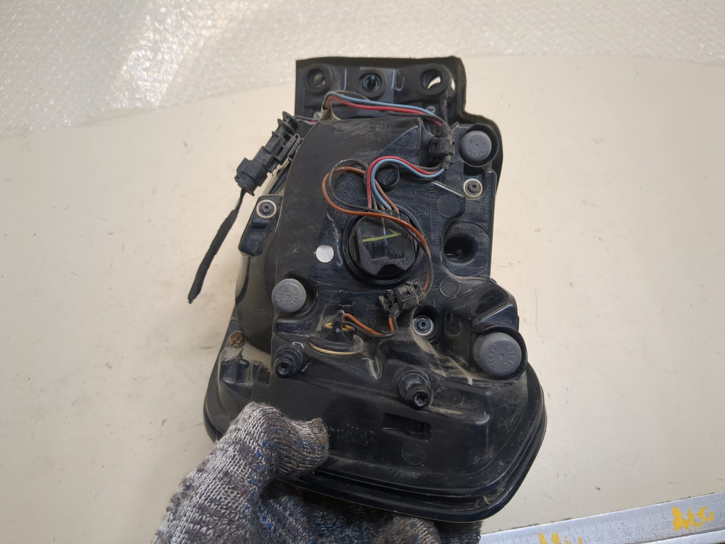 Фонарь задний левый