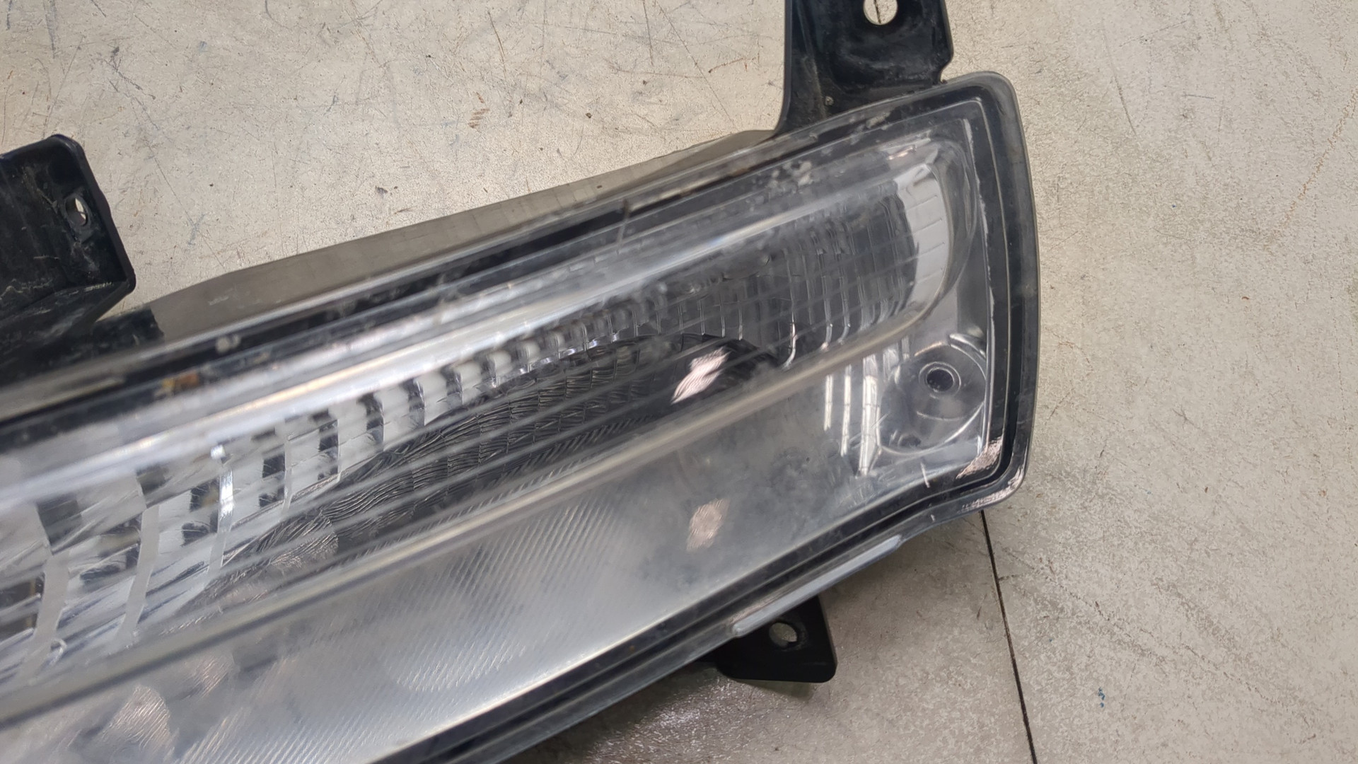 Повторитель на крыло правый