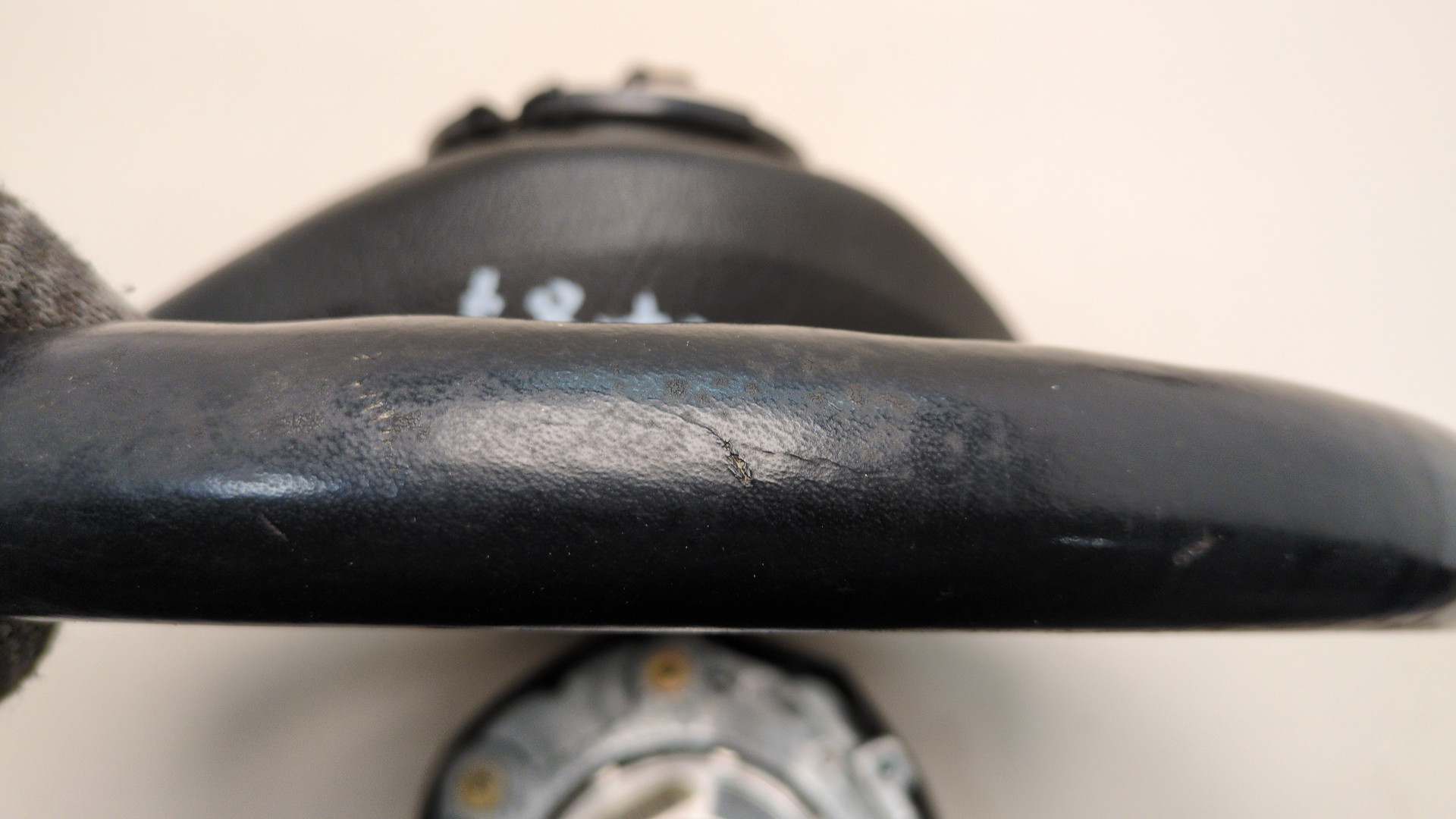 Рулевое колесо (руль)