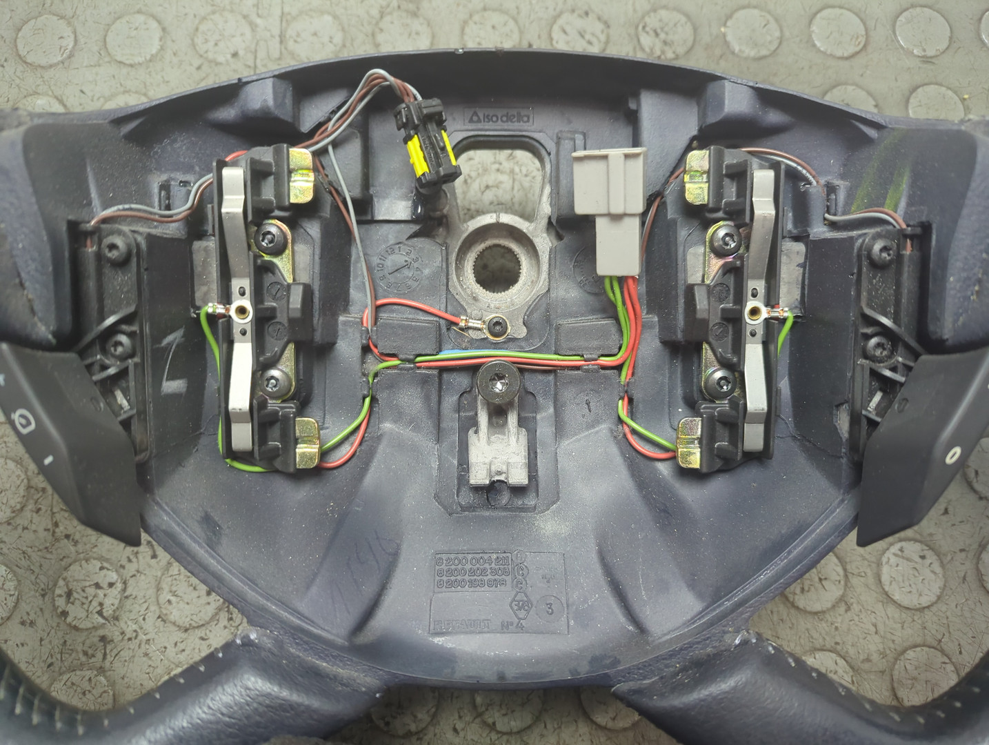 Рулевое колесо (руль)