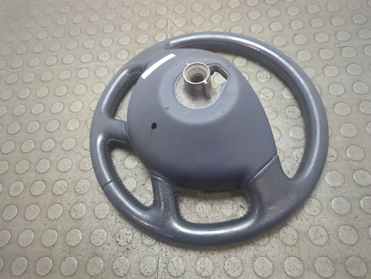 Рулевое колесо (руль)