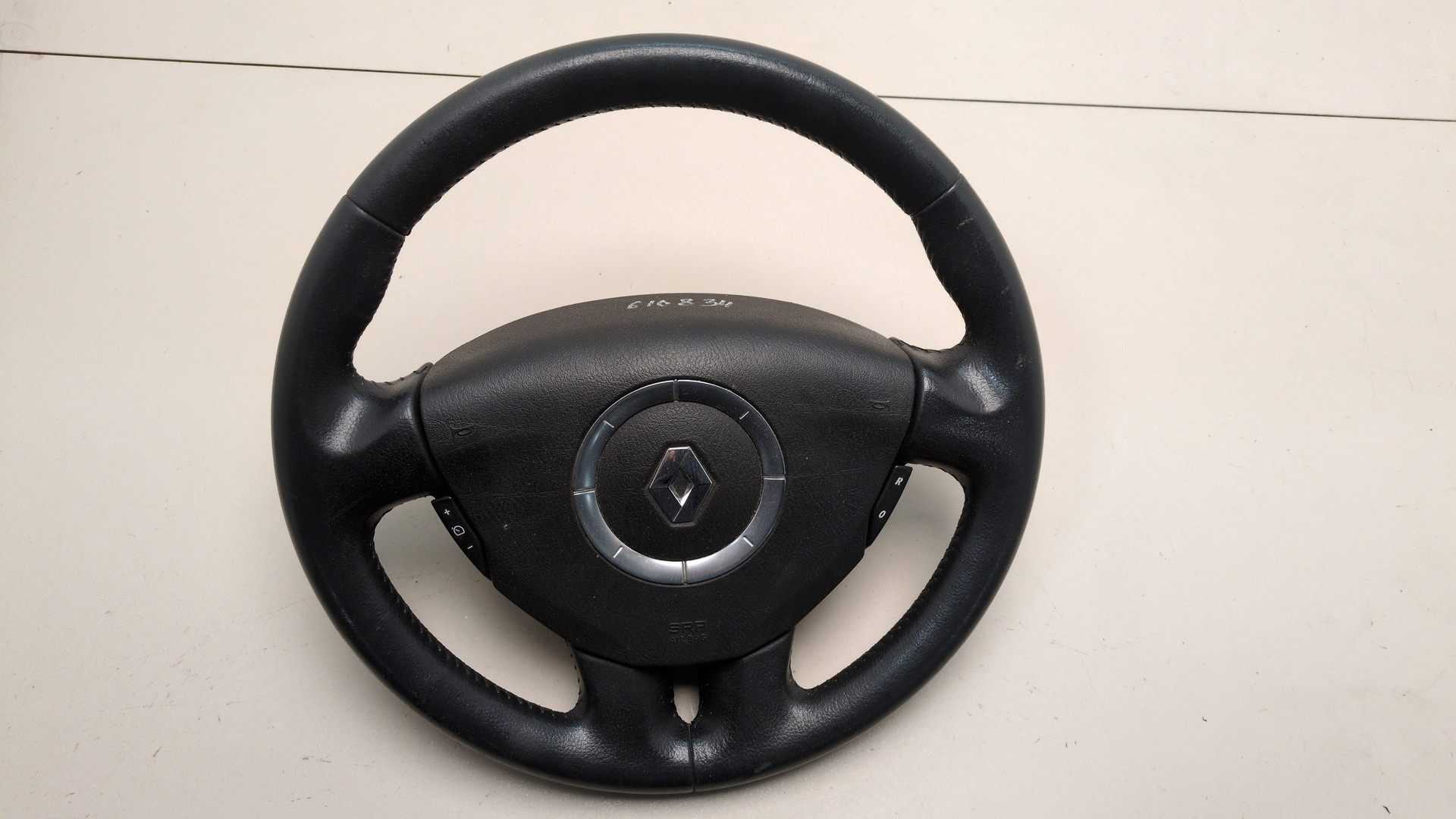 Рулевое колесо (руль)