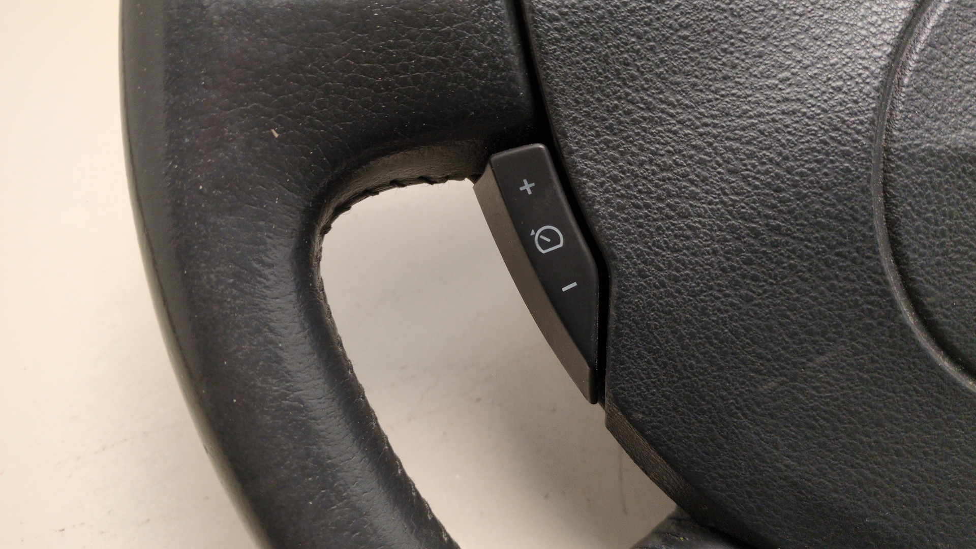 Рулевое колесо (руль)