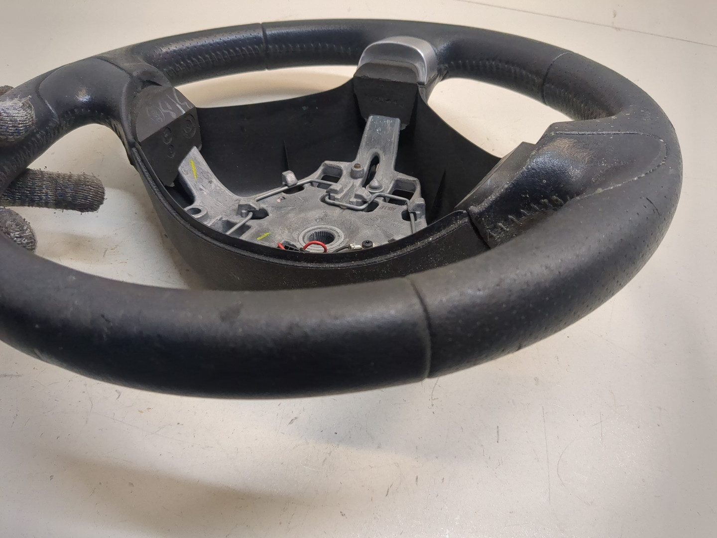 Рулевое колесо (руль)