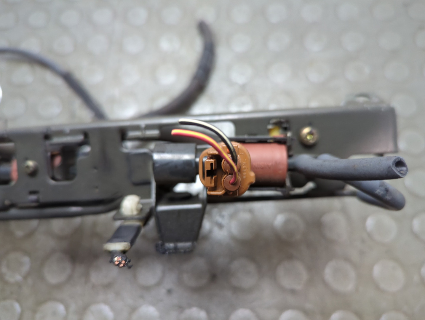 Клапан электромагнитный