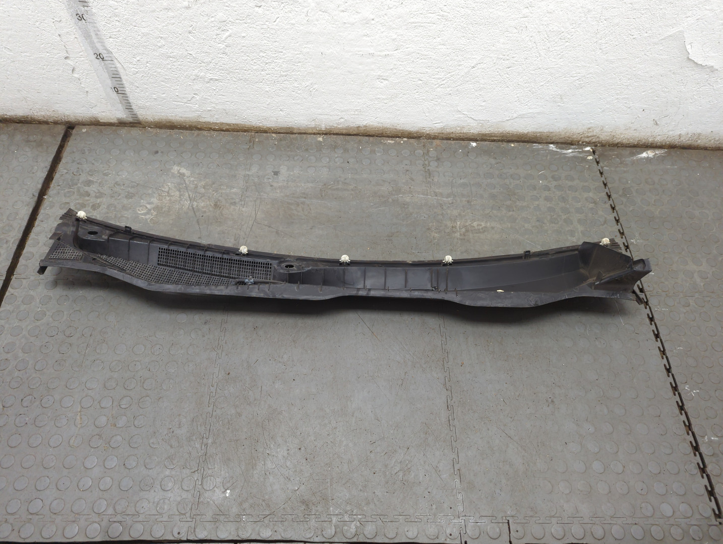 Решетка стеклоочистителей (Жабо)