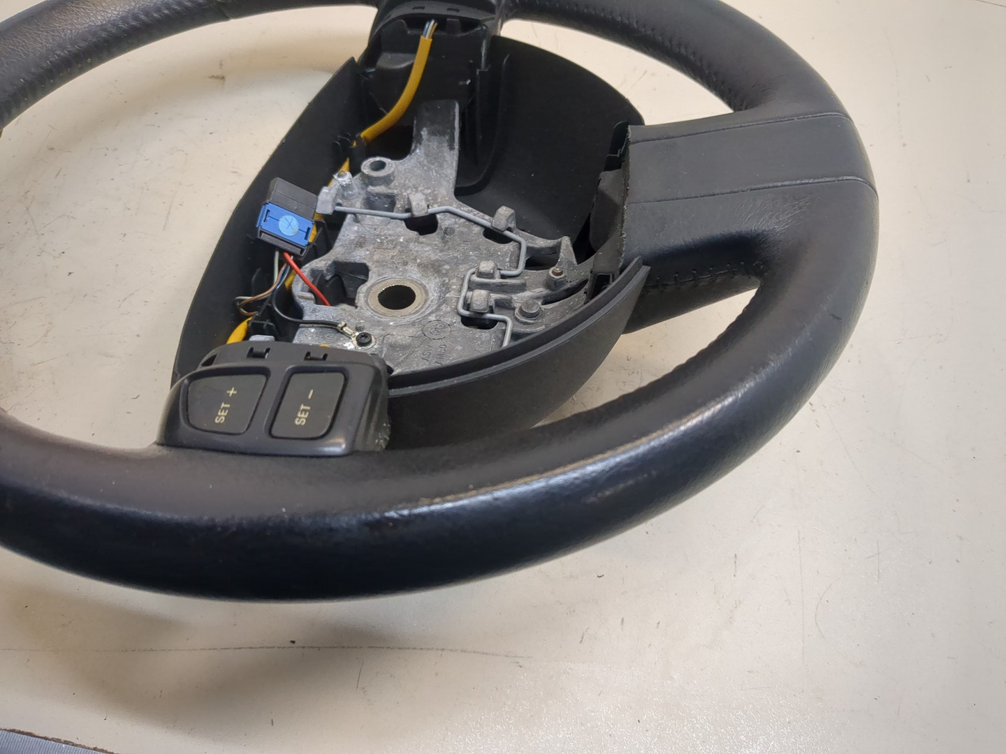 Рулевое колесо (руль)