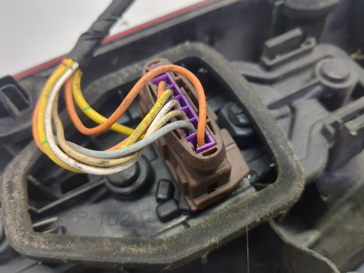 Фонарь задний правый