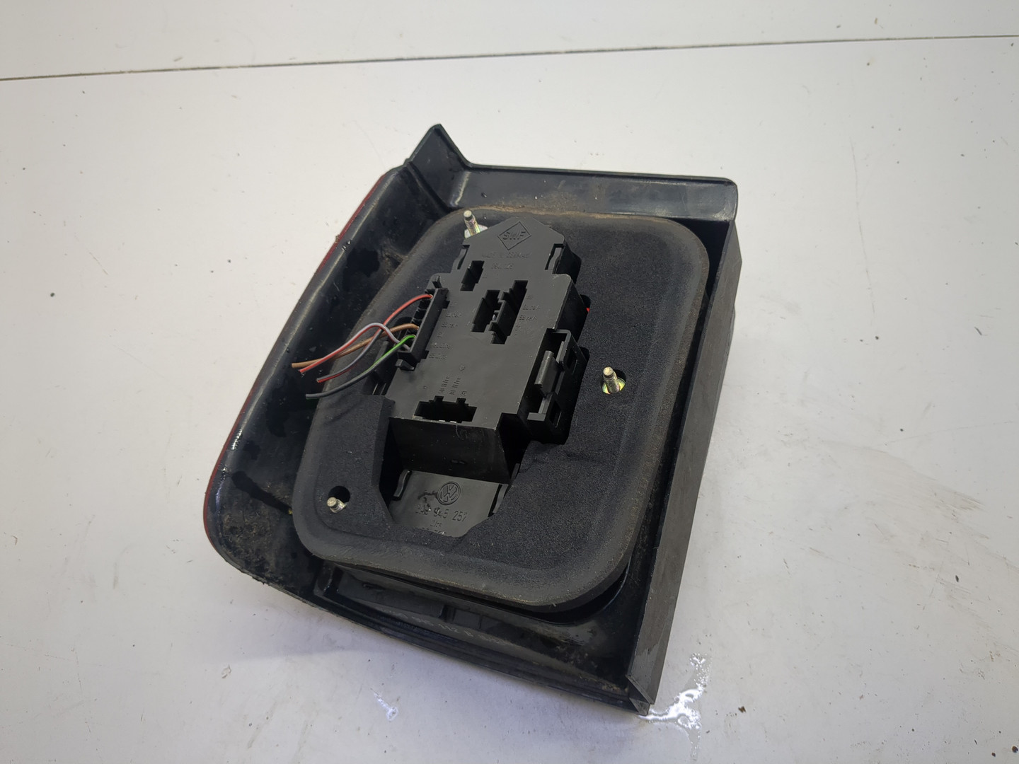 Фонарь задний правый