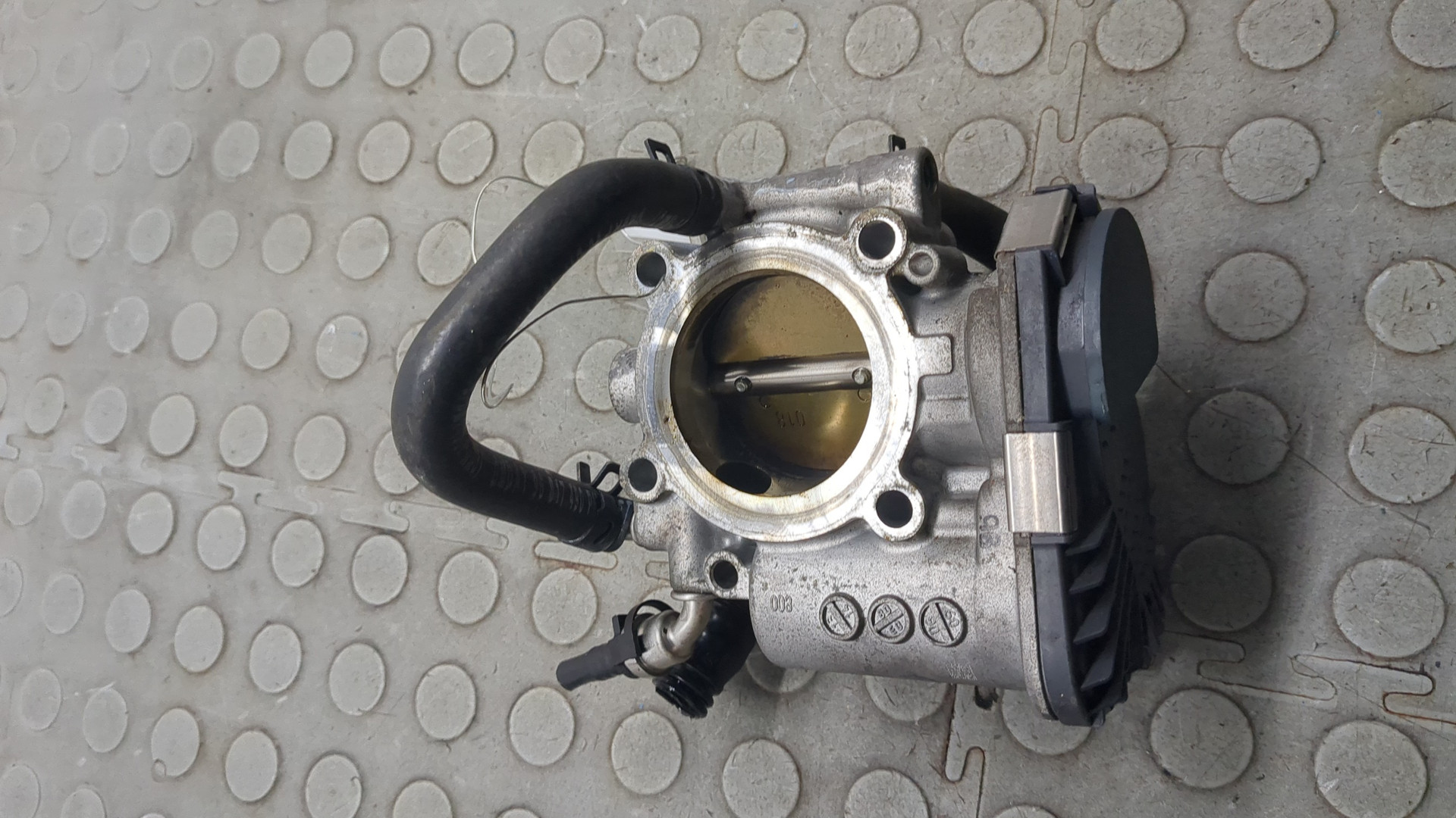 Заслонка дроссельная электрическая