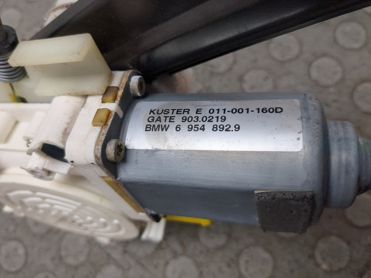 Стеклоподъемник электр. передний правый