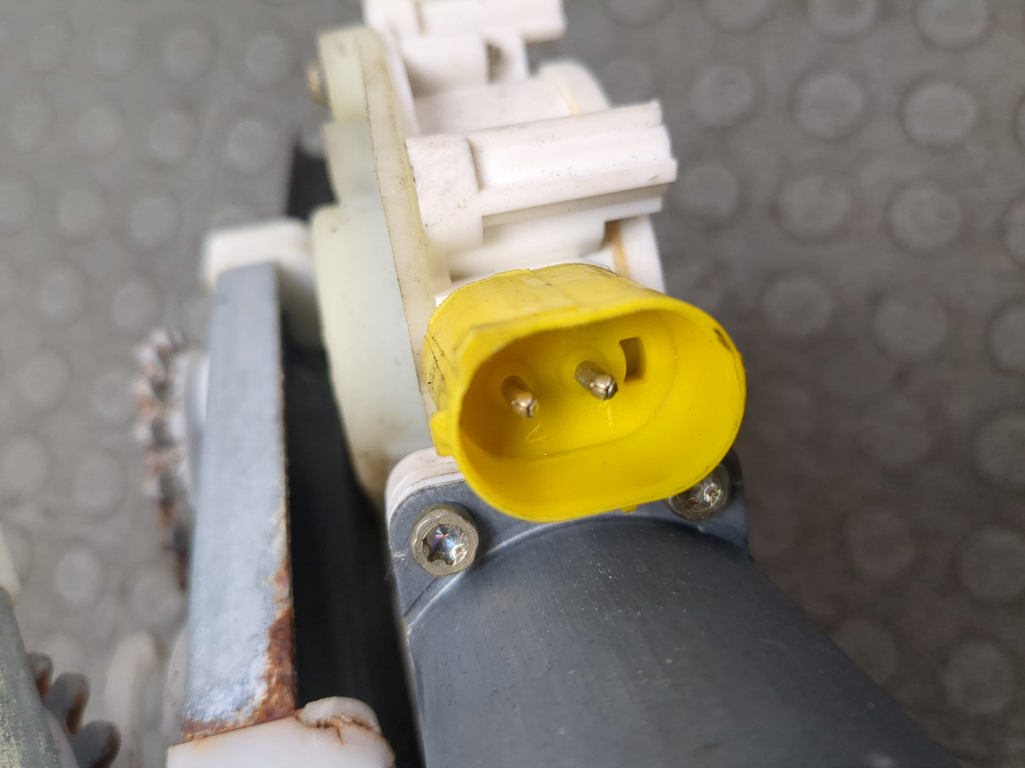 Стеклоподъемник электр. передний правый