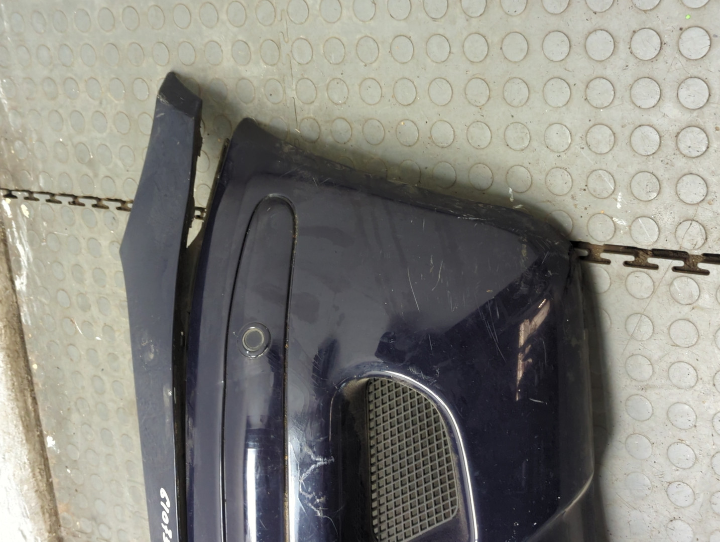 Бампер передний