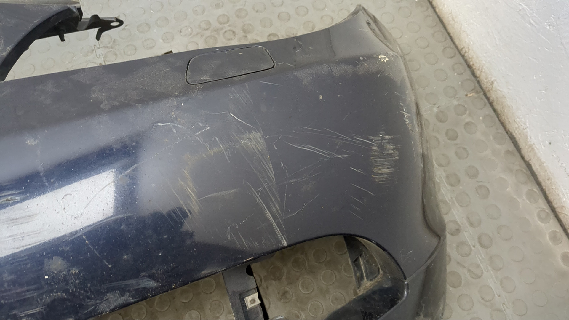 Бампер передний