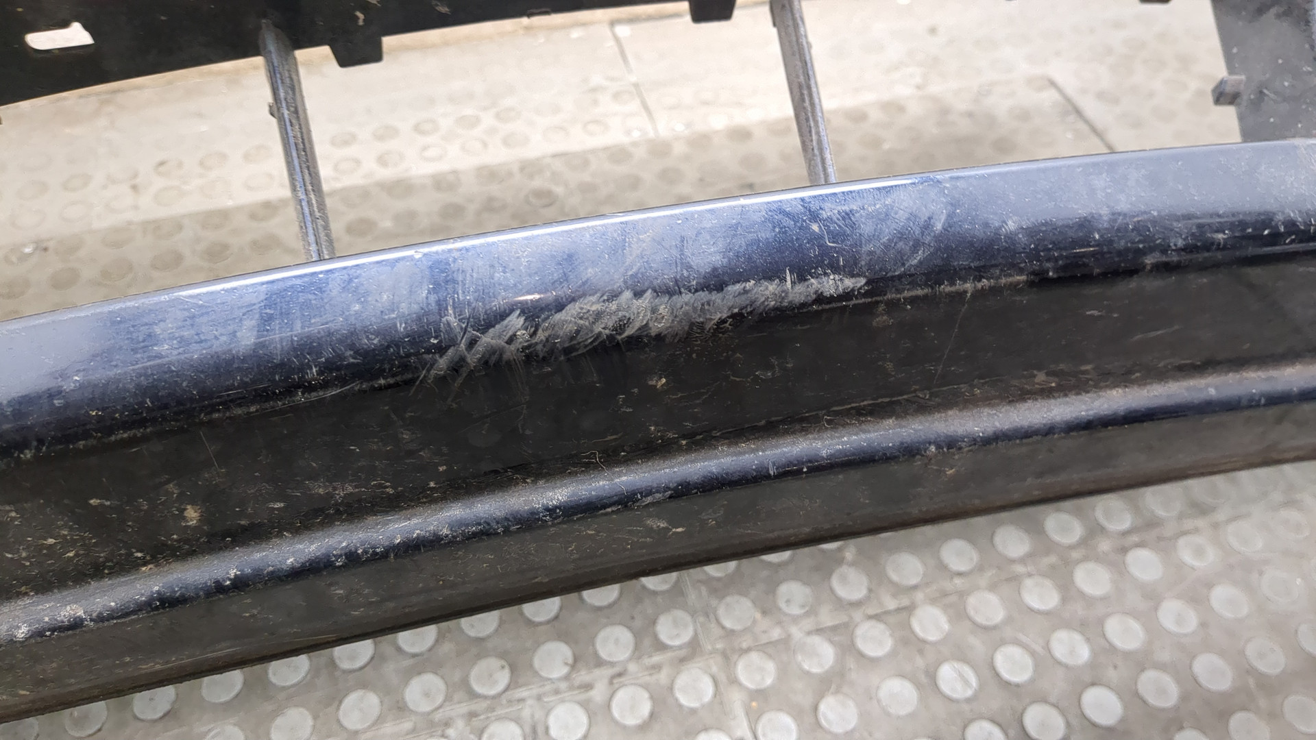 Бампер передний