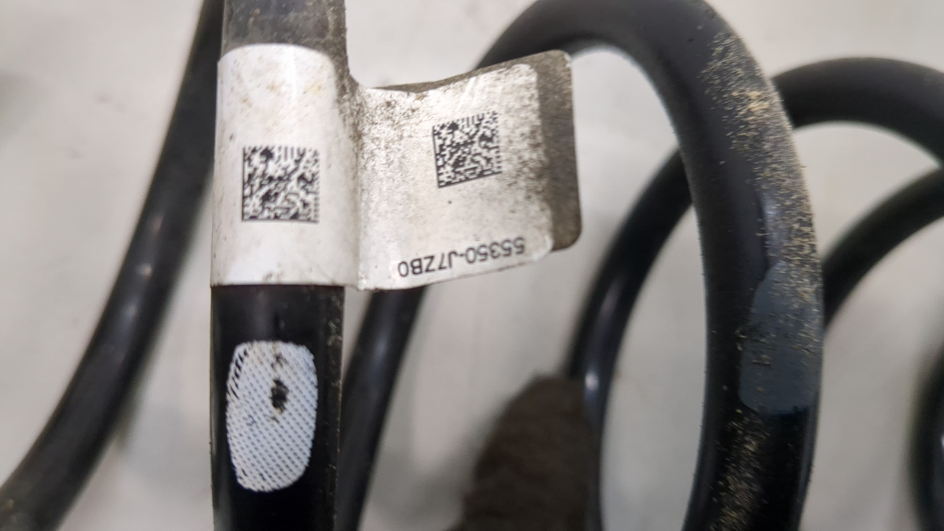 Пружина задняя