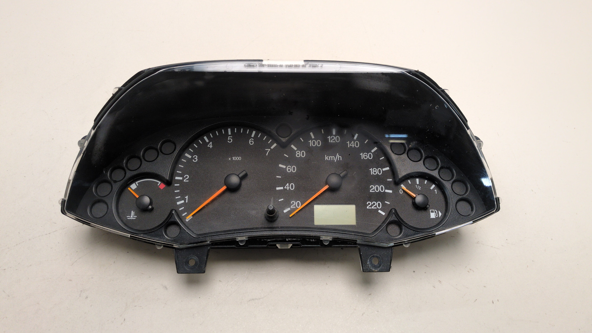 Панель приборов