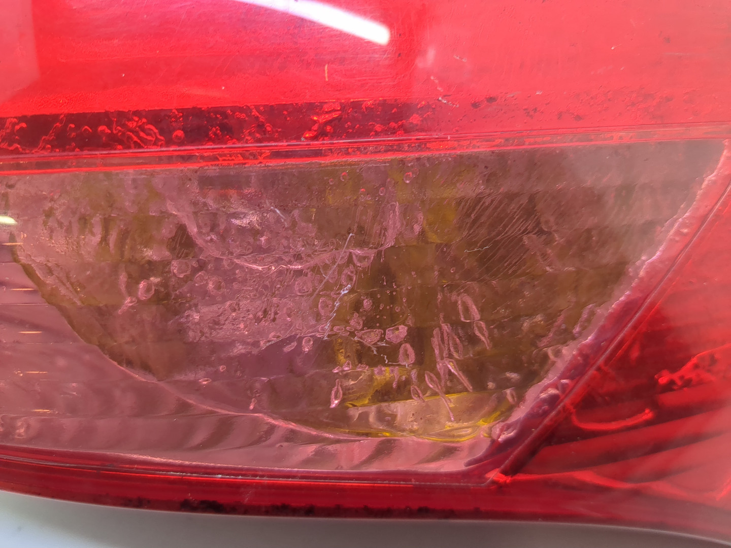 Фонарь задний правый