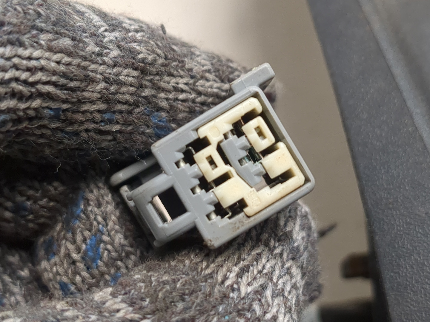 Зеркало левое электрическое