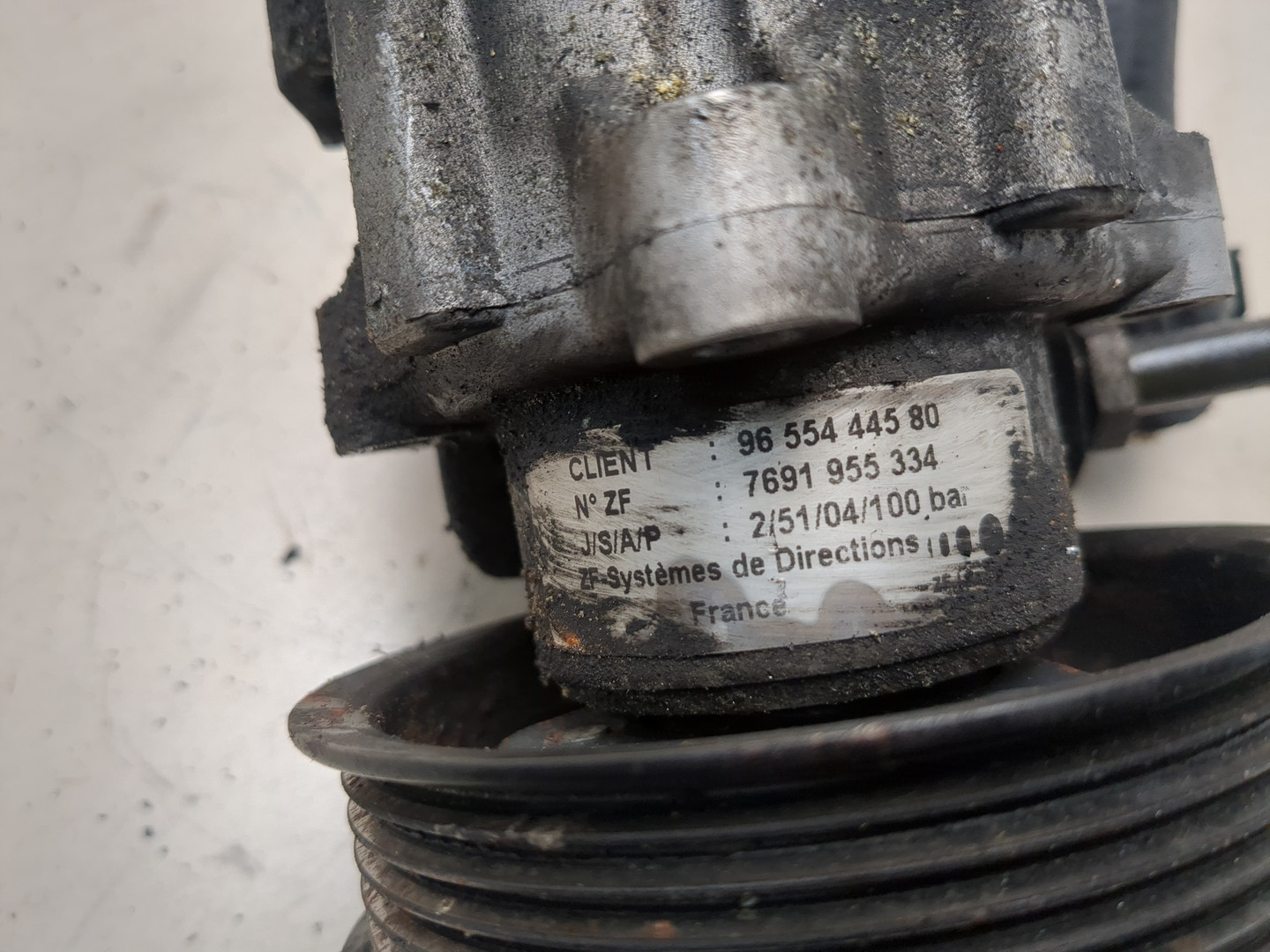 Насос ГУР (гидроусилитель руля)