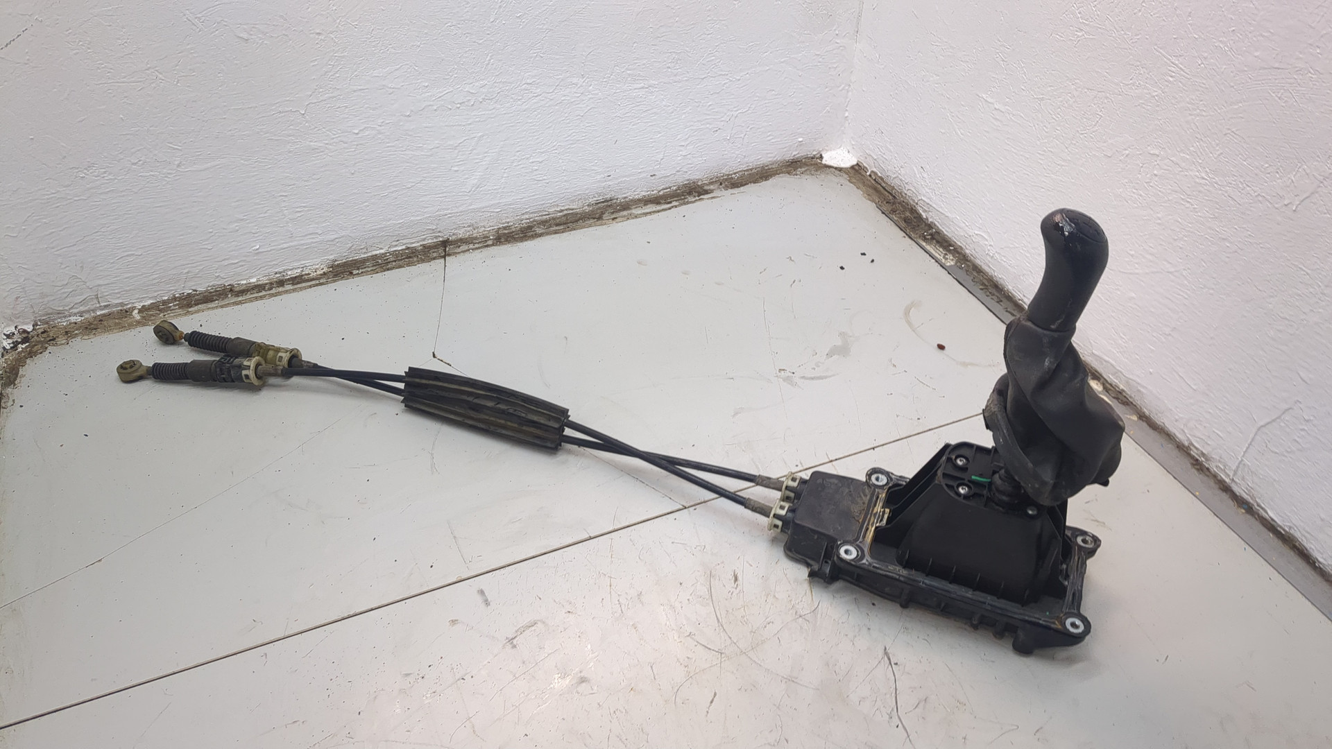 Кулиса МКПП / АКПП