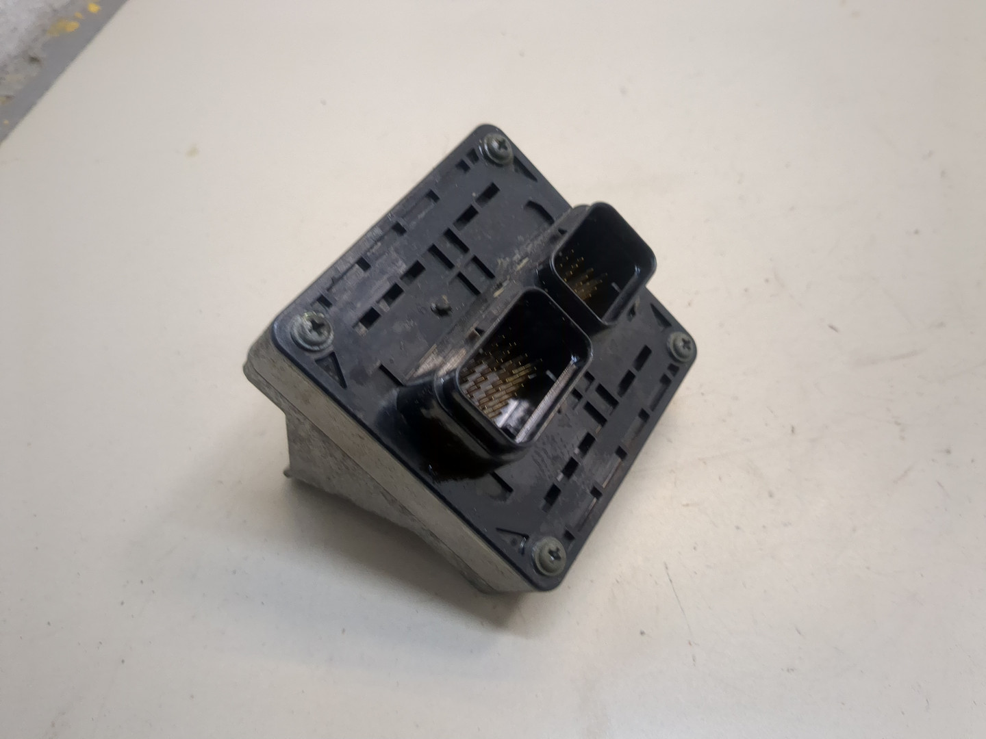 Блок управления двигателем