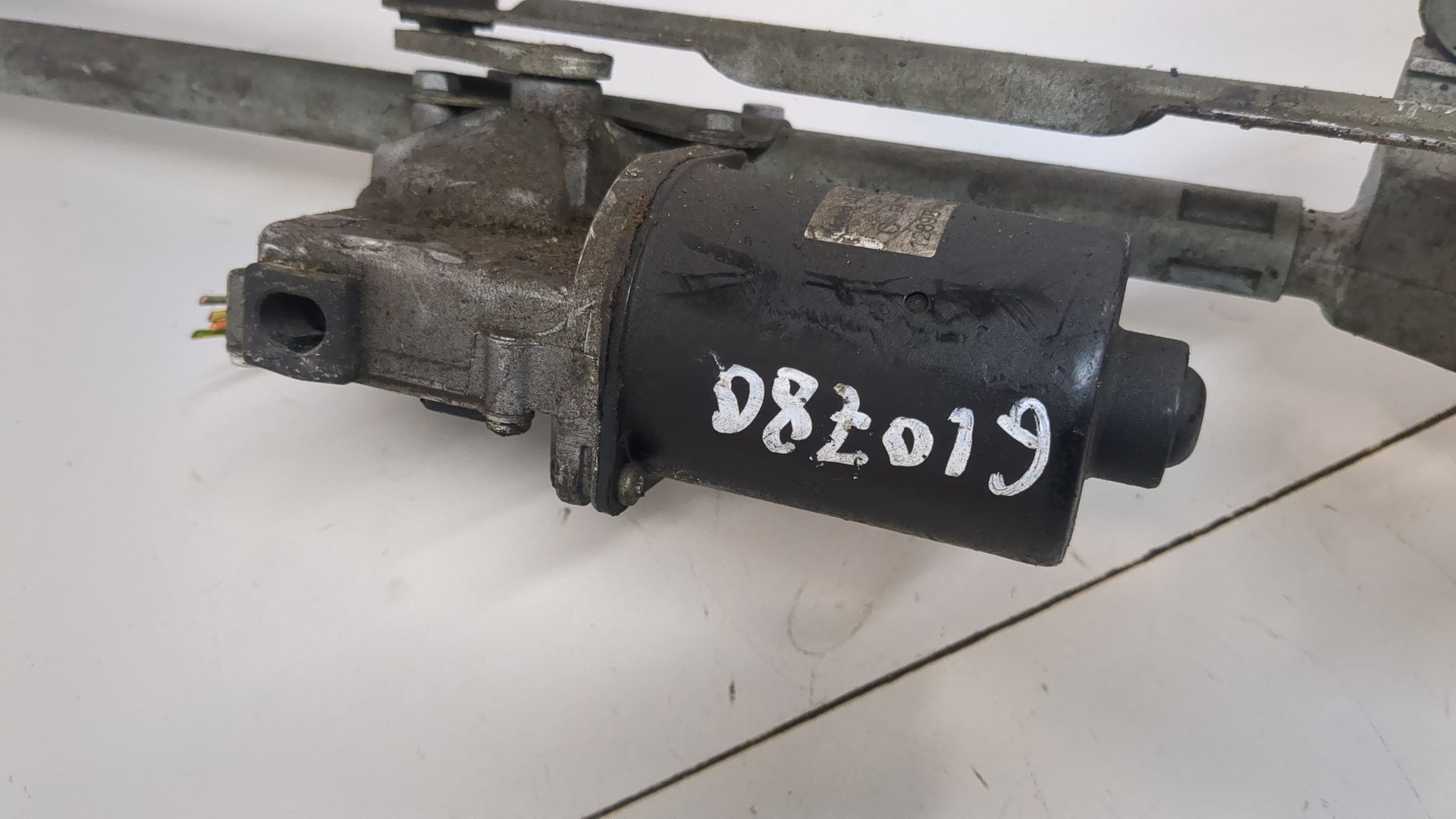 Трапеция стеклоочистителей