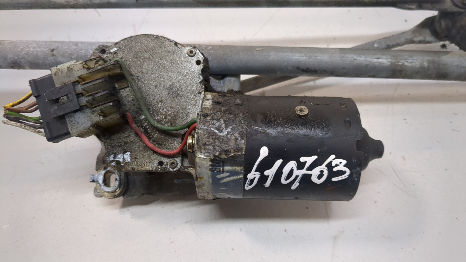 Трапеция стеклоочистителей